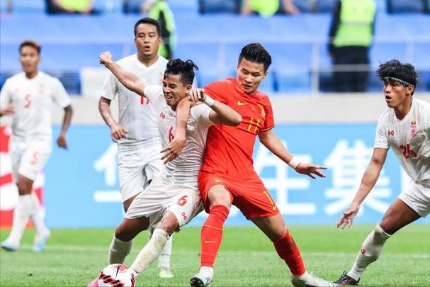 中国男足vs缅甸入场视频的相关图片